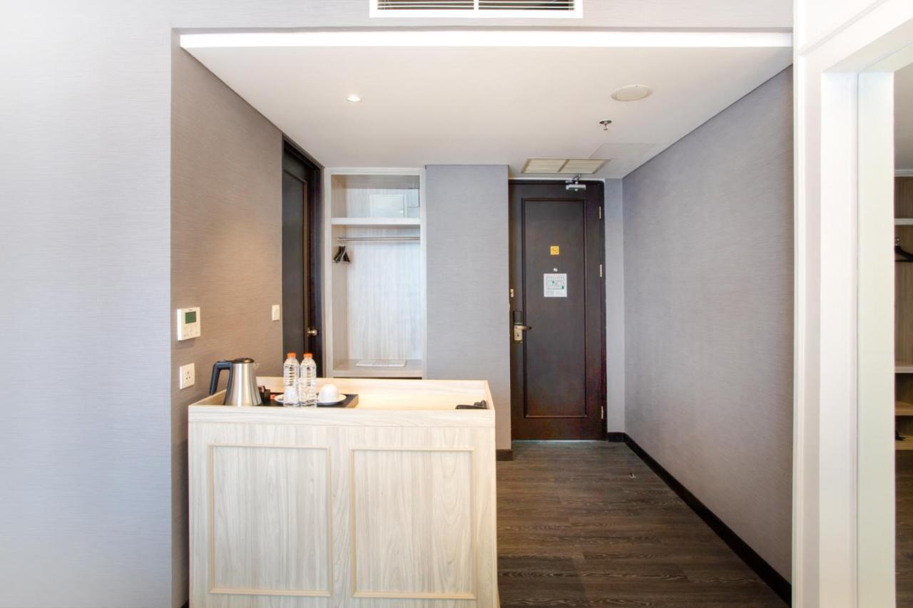 Executive King Room