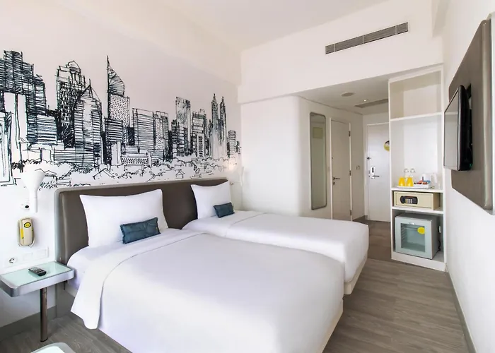 Yello Hotel Harmoni Yakarta